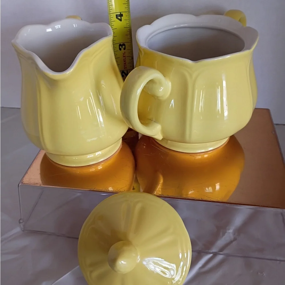 Vintage Yellow Creamer Sugar Bowl Set Bu-Tiers Federalist Ironstone